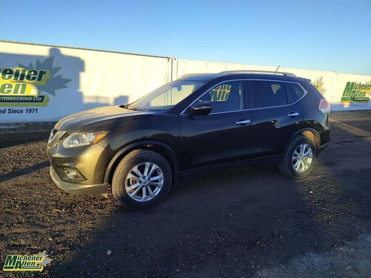 2014-nissan-rogue-image-1