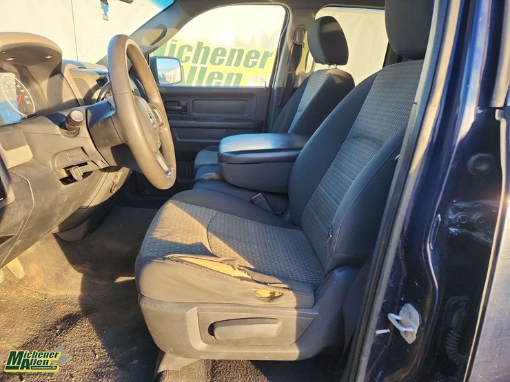 2012-dodge-1500-image-16