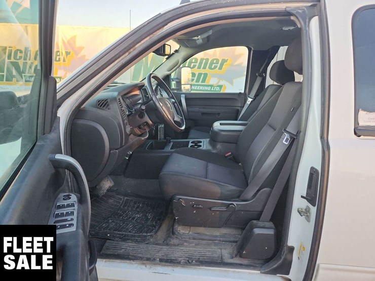 2013-gmc-sierra-1500-sle-image-16