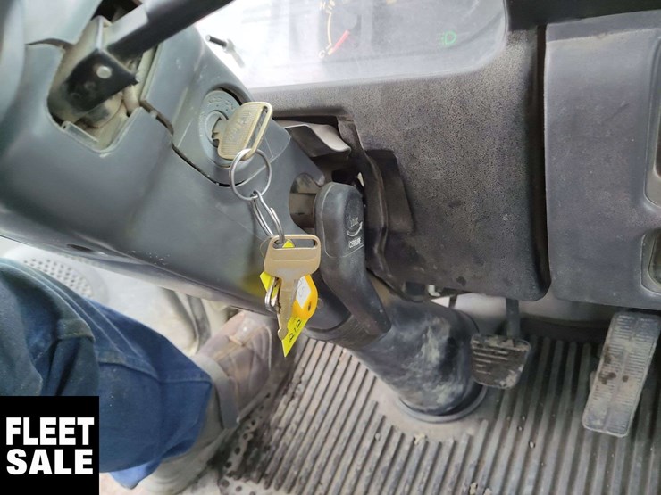 2007-gmc-w5500-image-14