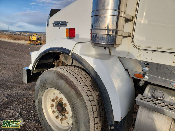 2006-kenworth-t800-image-42