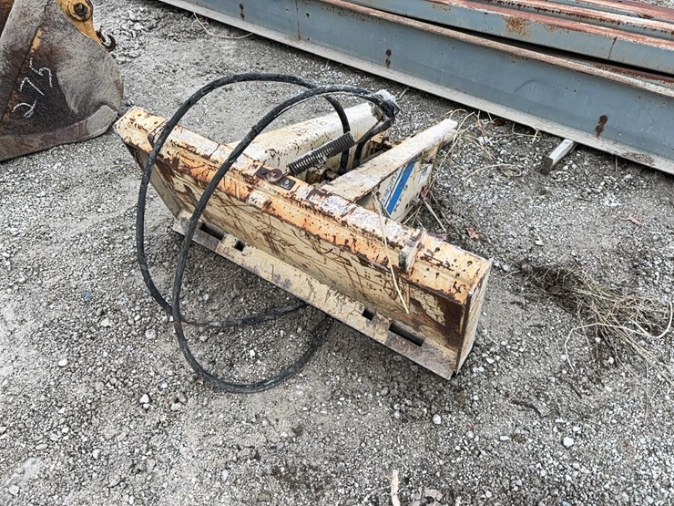 kent-kf4-hydraulic-hammer-skid-steer-attachment-image-1