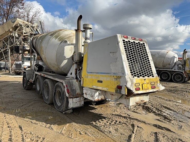 1999-advance-cm3ap6811-concrete-mixer-truck-vn:1a9tac4s8x0007087-image-4