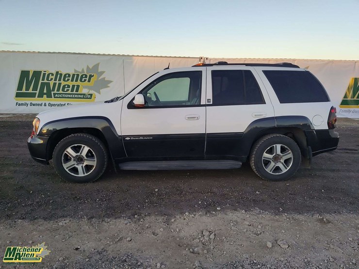 2004-chevrolet-trailblazer-image-24