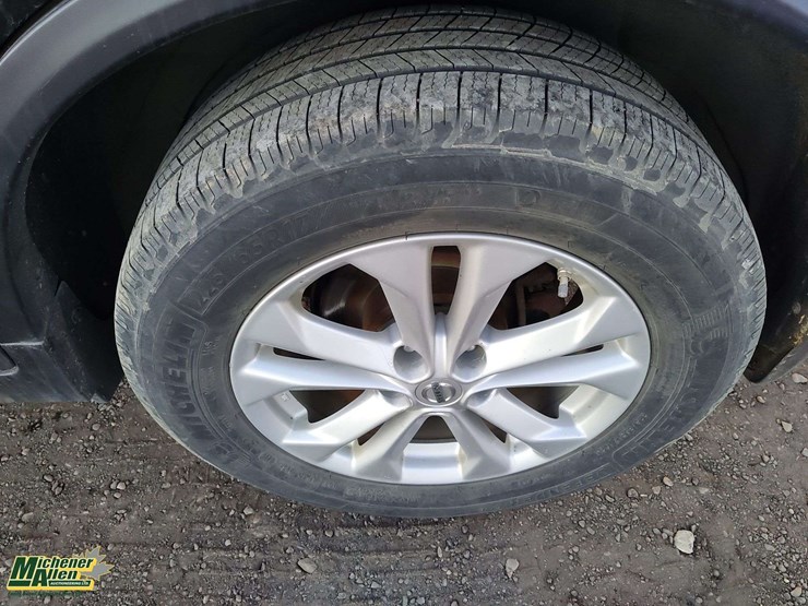 2014-nissan-rogue-image-28