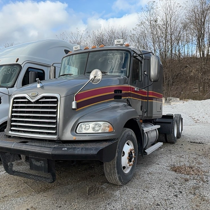 2007 MACK CXN613 TRUCK TRACTOR VN:1M1AK06Y37N023197