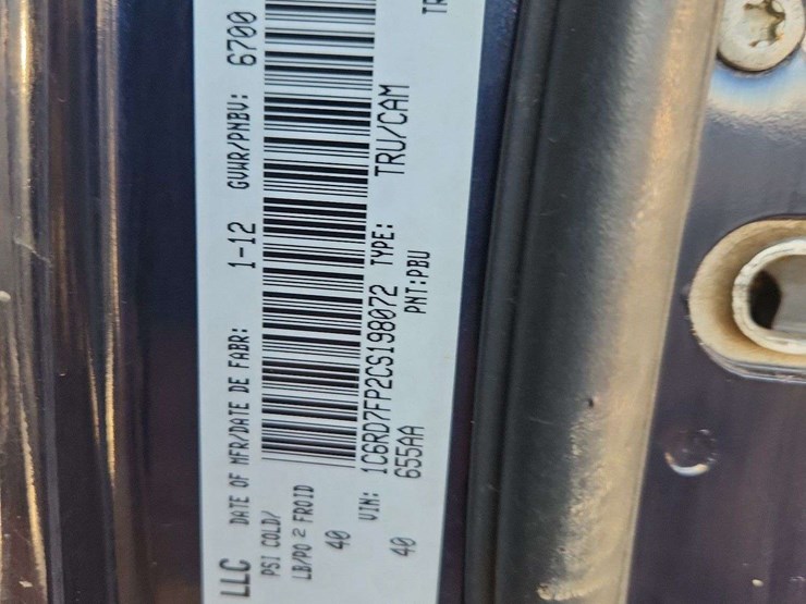 2012-dodge-1500-image-7