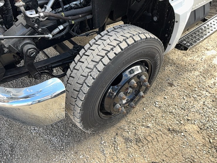 new-unused-chevy-5500-cab-&-chassis-image-21