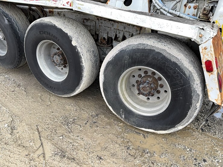 2000-advance-cm3ap6811-concrete-mixer-truck-vn:5dg8au4t0y0007567-image-8