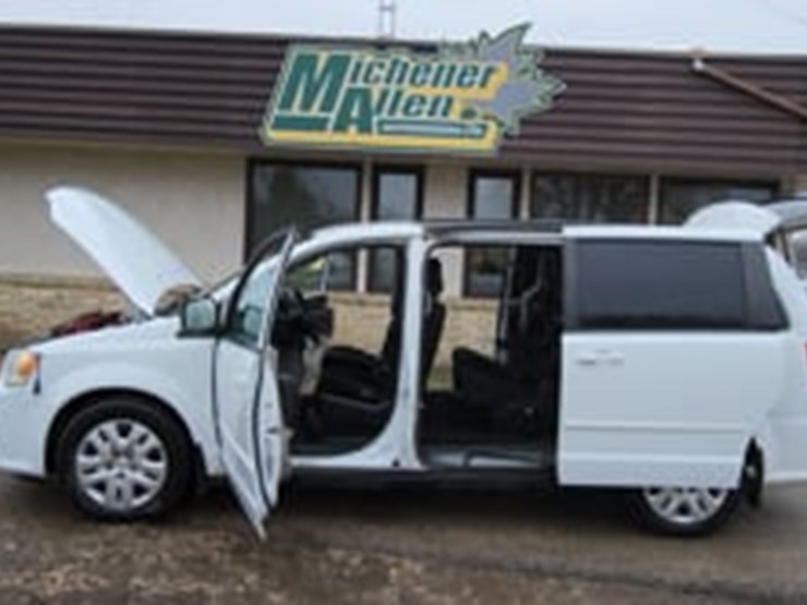 2015-dodge-grand-caravan-image-6