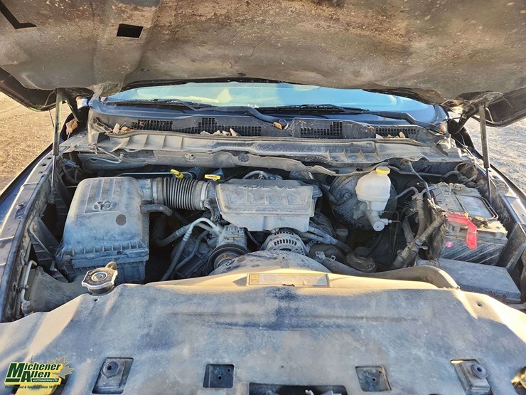 2012-dodge-1500-image-25