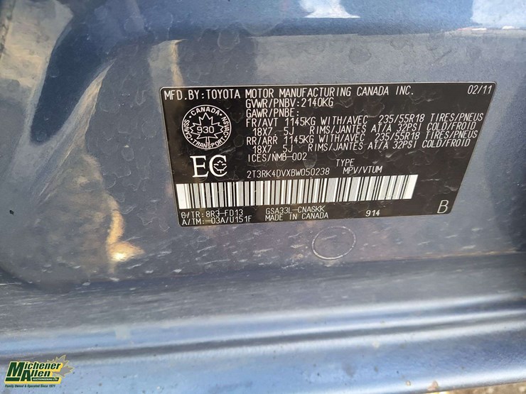 2011-toyota-rav4-image-7