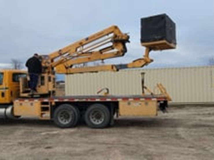 2009-international-workstar-7500-image-6