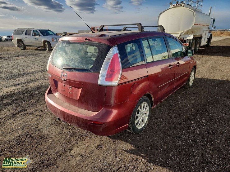2008-mazda-mazda5-image-4