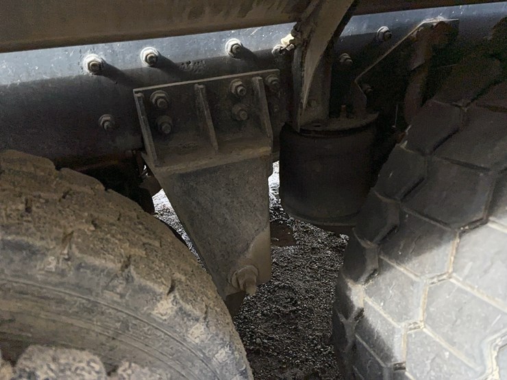 1999-advance-cm3ap6811-concrete-mixer-truck-vn:1a9tac4s9x0007079-image-6