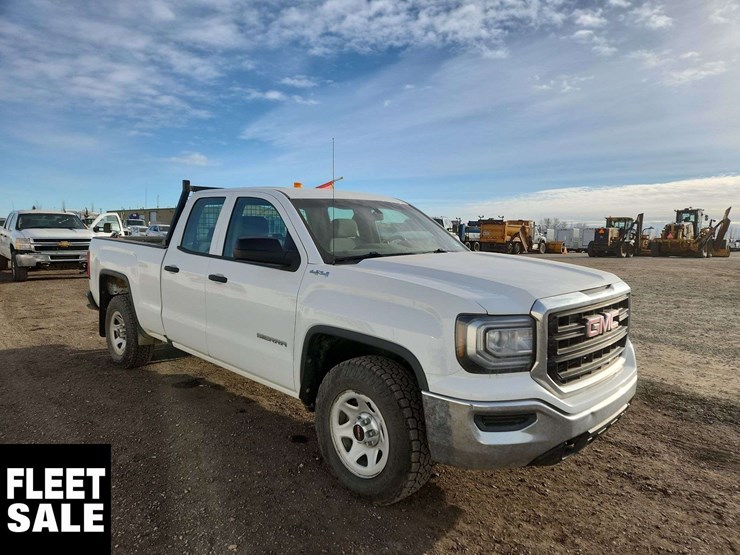 2017-gmc-sierra-1500-image-4