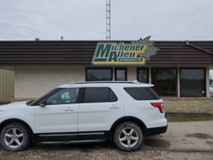 2017-ford-explorer-xlt-image-5