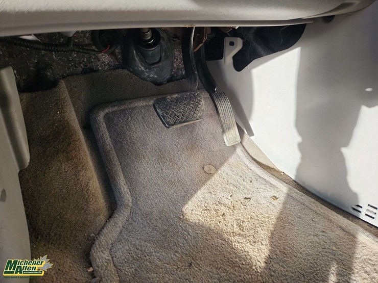 2009-chevrolet-equinox-lt-image-24