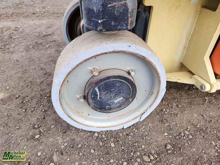 2007-jlg-2030es-image-10