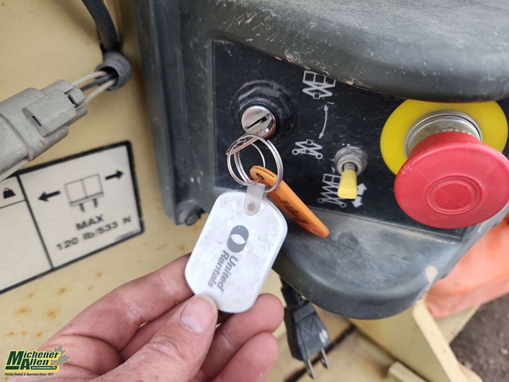 2007-jlg-2030es-image-18