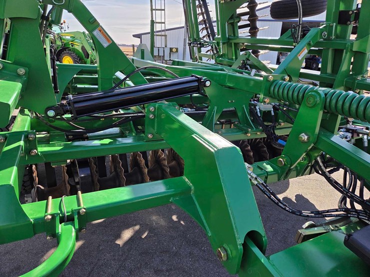 great-plains-2400-image-51