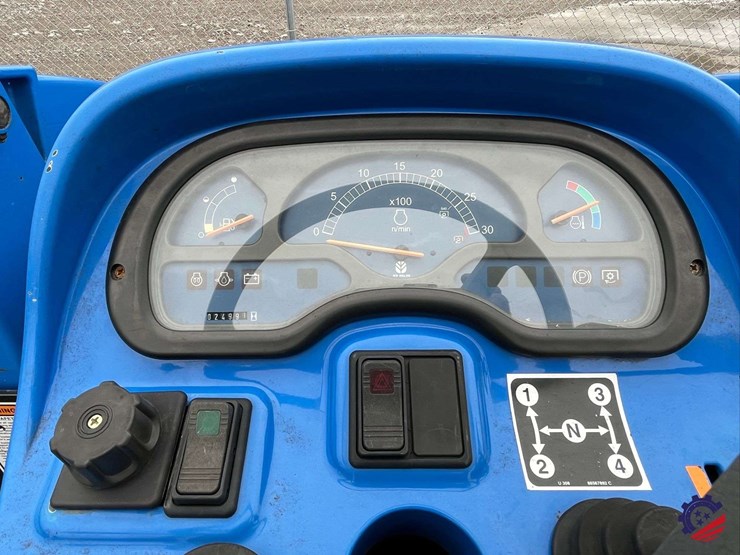 new-holland-tc40a-image-30