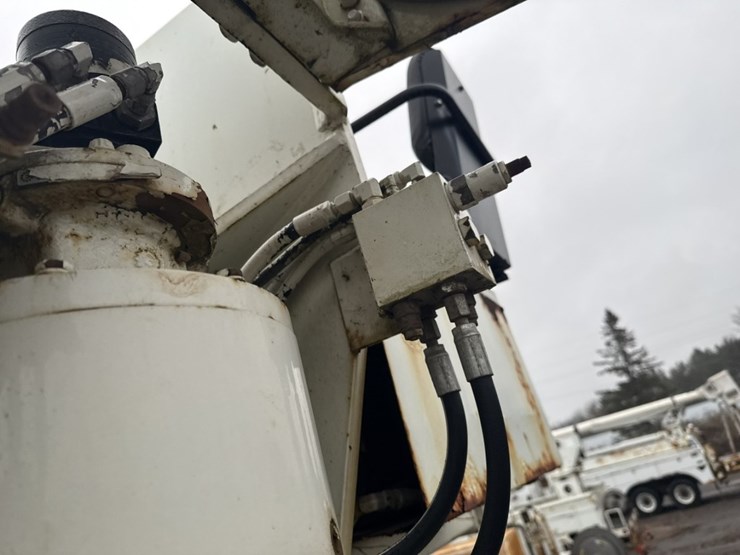 2002-international-7400-image-52