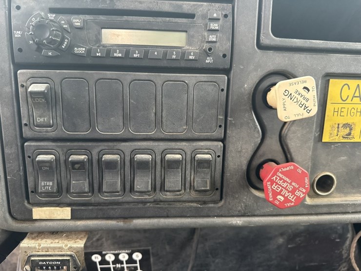 2002-international-4300-sba-image-80