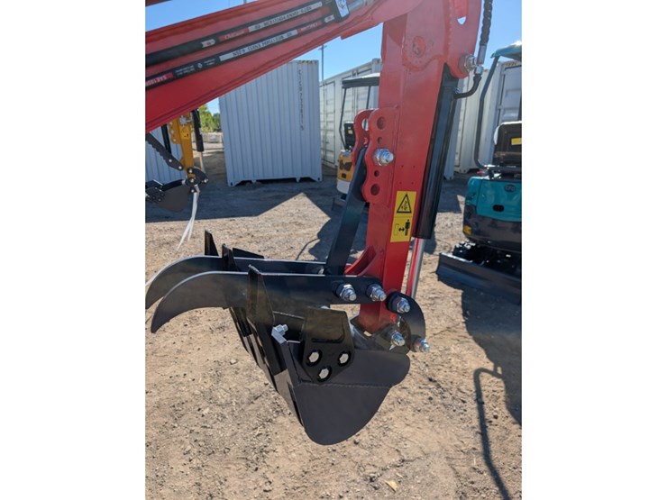 cfg-mx15rx-mini-excavator-w/-mechanical-thumb-image-6