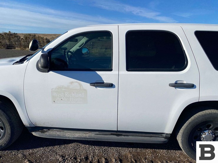 2012-chevrolet-tahoe-image-12