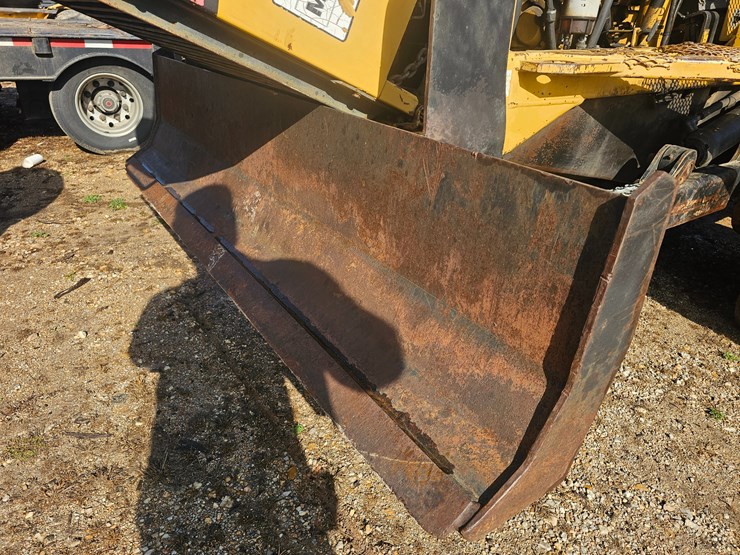 caterpillar-574-image-103