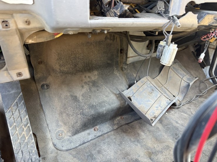 #1953-•-1998-ford-fuel-truck-image-66