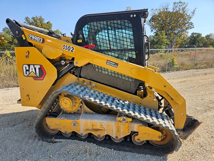 2023-caterpillar-299d3-image-16