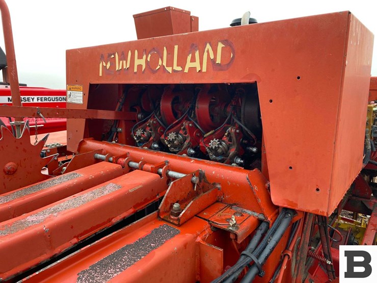 2002-new-holland-bb900-image-40