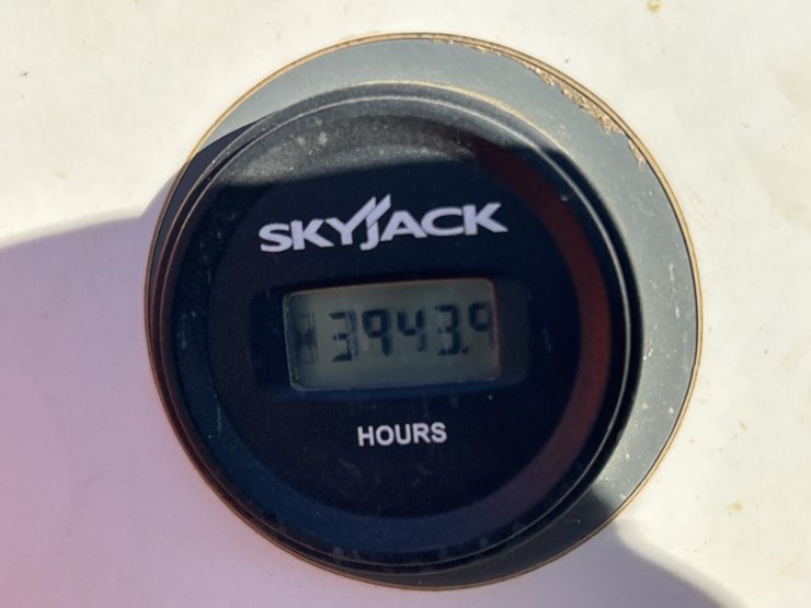 2017-skyjack-sj45t-image-56