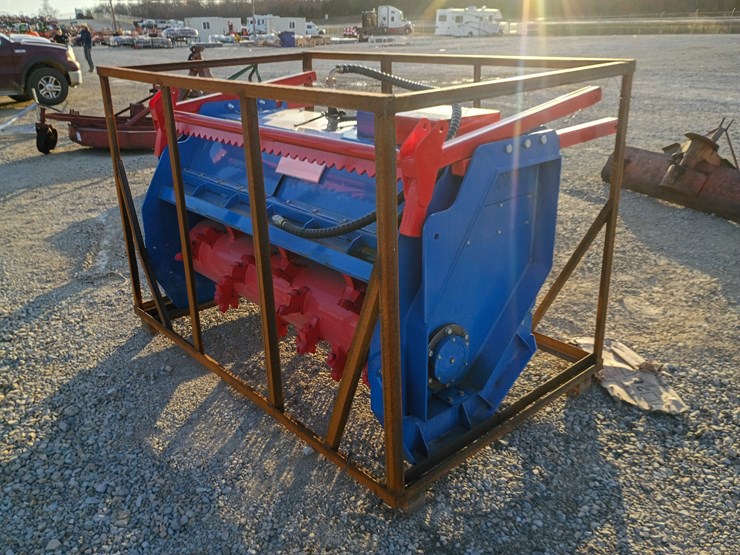 #22202-•-agt-mulcher-skid-steer-attachment-image-2