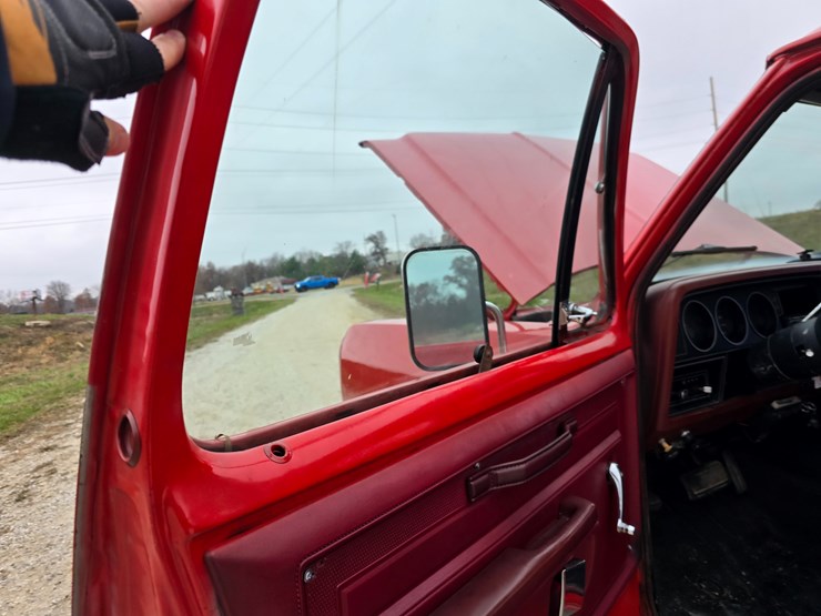 1986-dodge-ram-charger-image-63