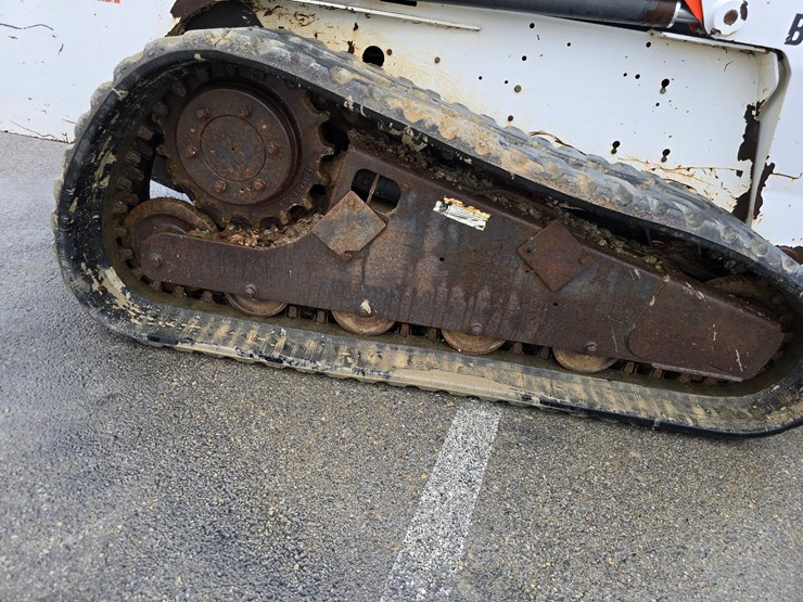 bobcat-t250-image-46