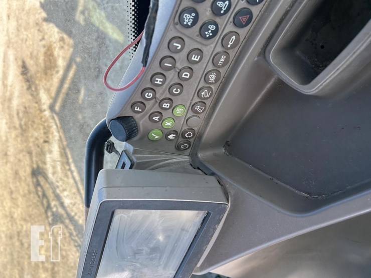 2013-john-deere-6170r-image-54