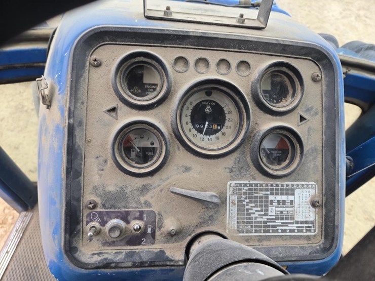 1978-ford-9700-image-21