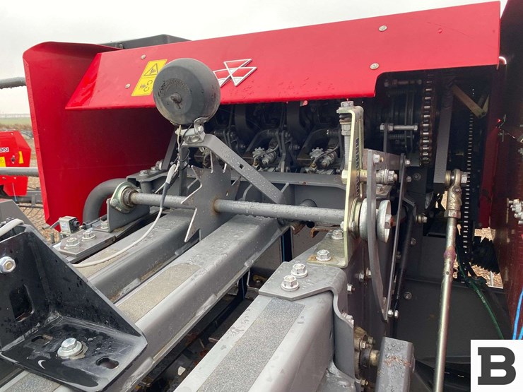 massey-ferguson-1844s-image-35