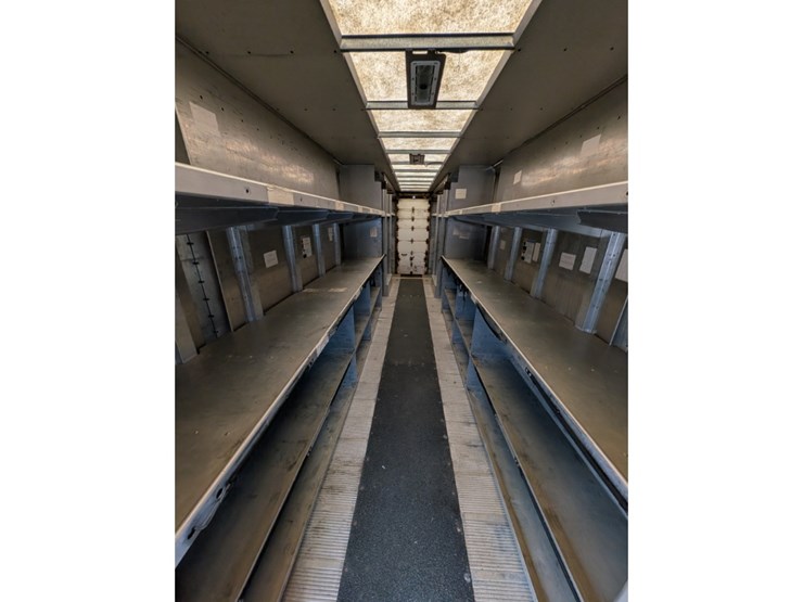 2017-freightliner-mt55-image-12