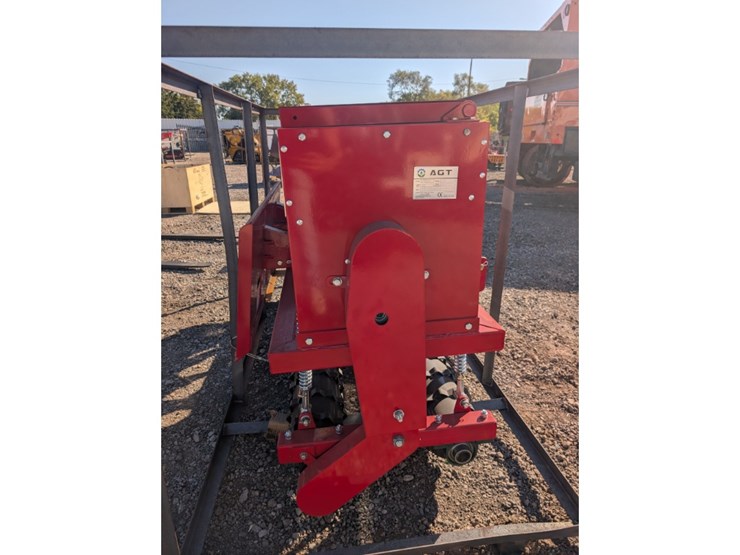 agt-skid-steer/3-point-seed-drill-image-4