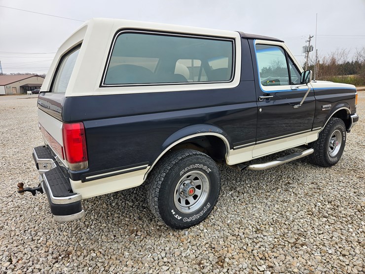 1989-ford-bronco-image-13