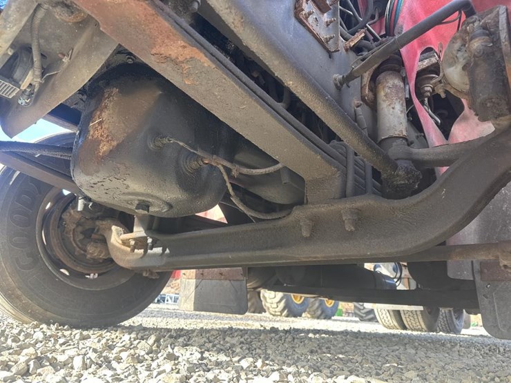 2000-international-9200i-image-49