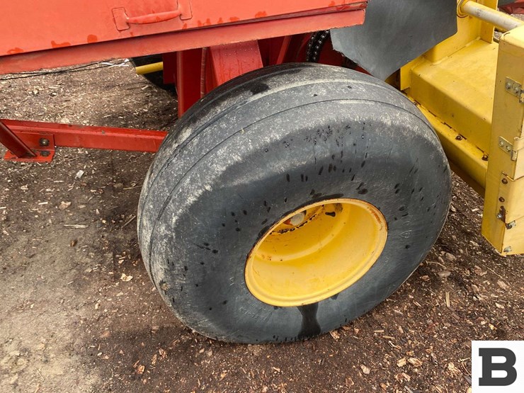 2002-new-holland-bb900-image-45