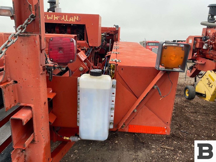 2002-new-holland-bb900-image-37