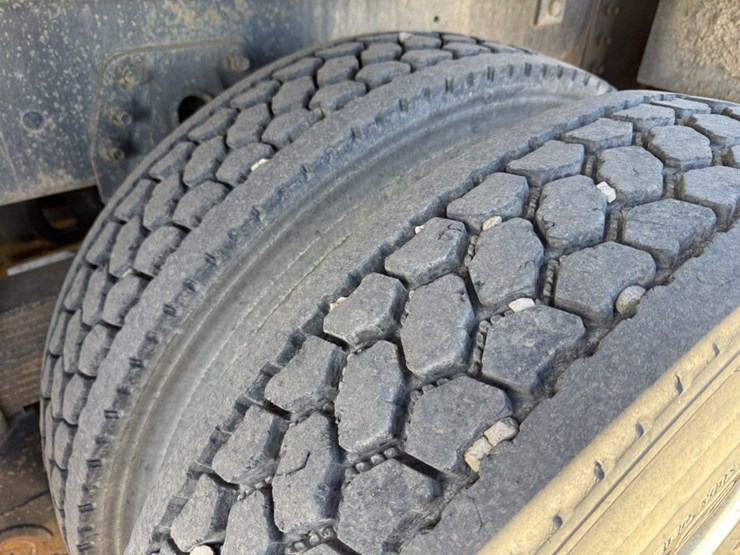 #1953-•-1998-ford-fuel-truck-image-90