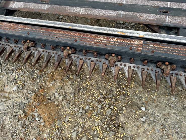 2022-mac-don-fd240-image-44