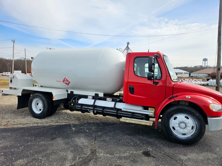 2018-freightliner-s2g-image-23